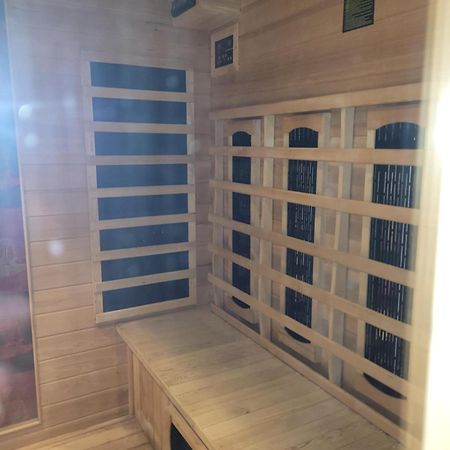 Gite Mise Au Vert Bruyeres-et-Montberault Екстер'єр фото