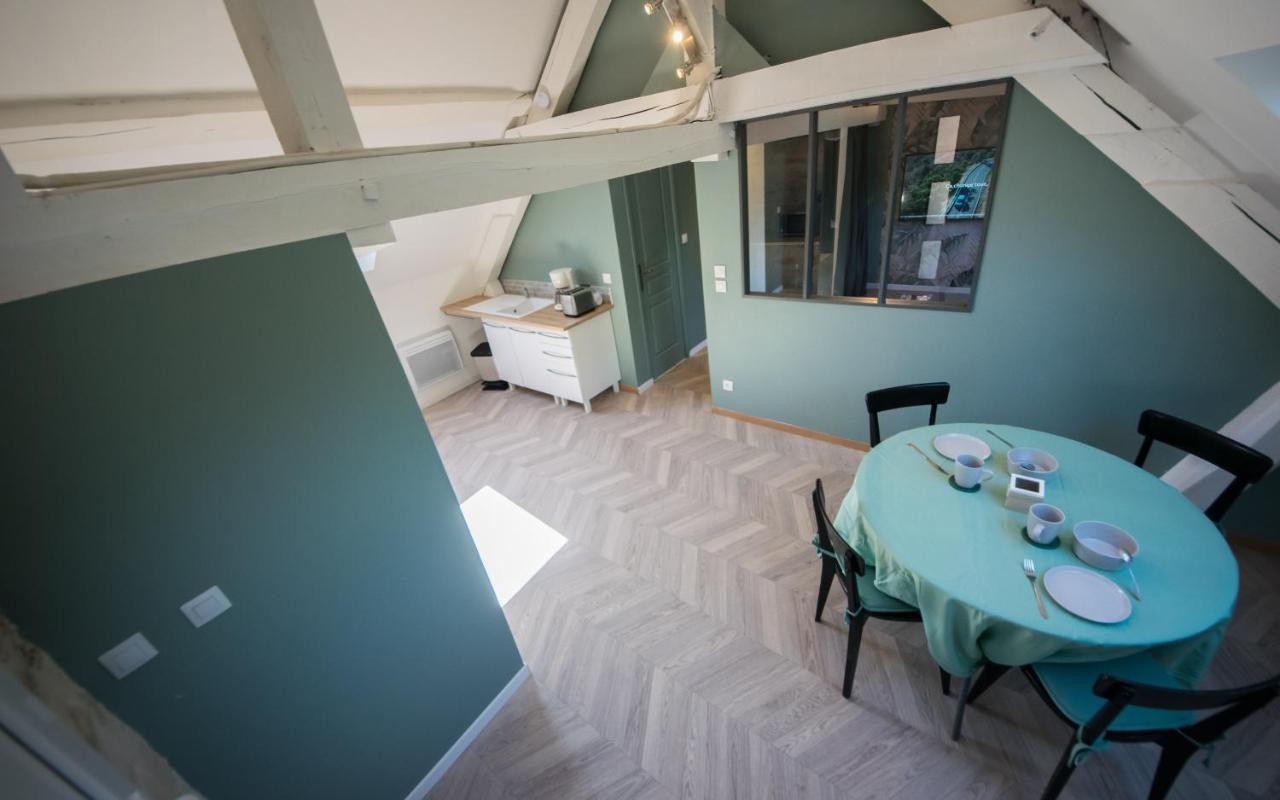 Gite Mise Au Vert Bruyeres-et-Montberault Екстер'єр фото